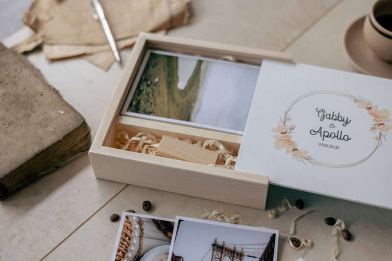 4 x 6 white glass sliding lid photo box + compartment